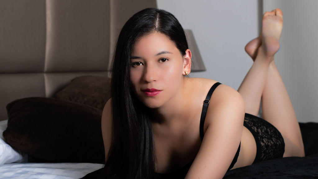  online at GirlsOfJasmin