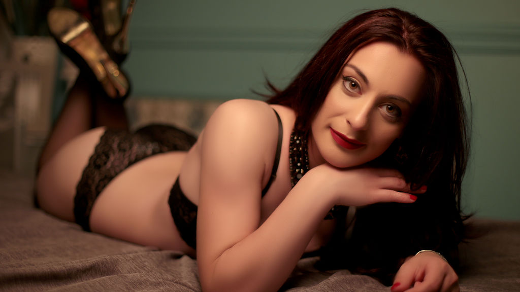 CharmingLindsay's profile from Jasmin at GirlsOfJasmin'